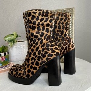 90s Leopard platform boots by Steve Madden